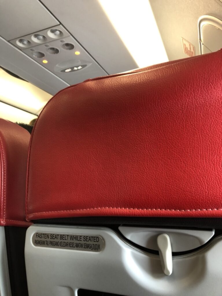 エアアジア（Airasia）機内の様子1