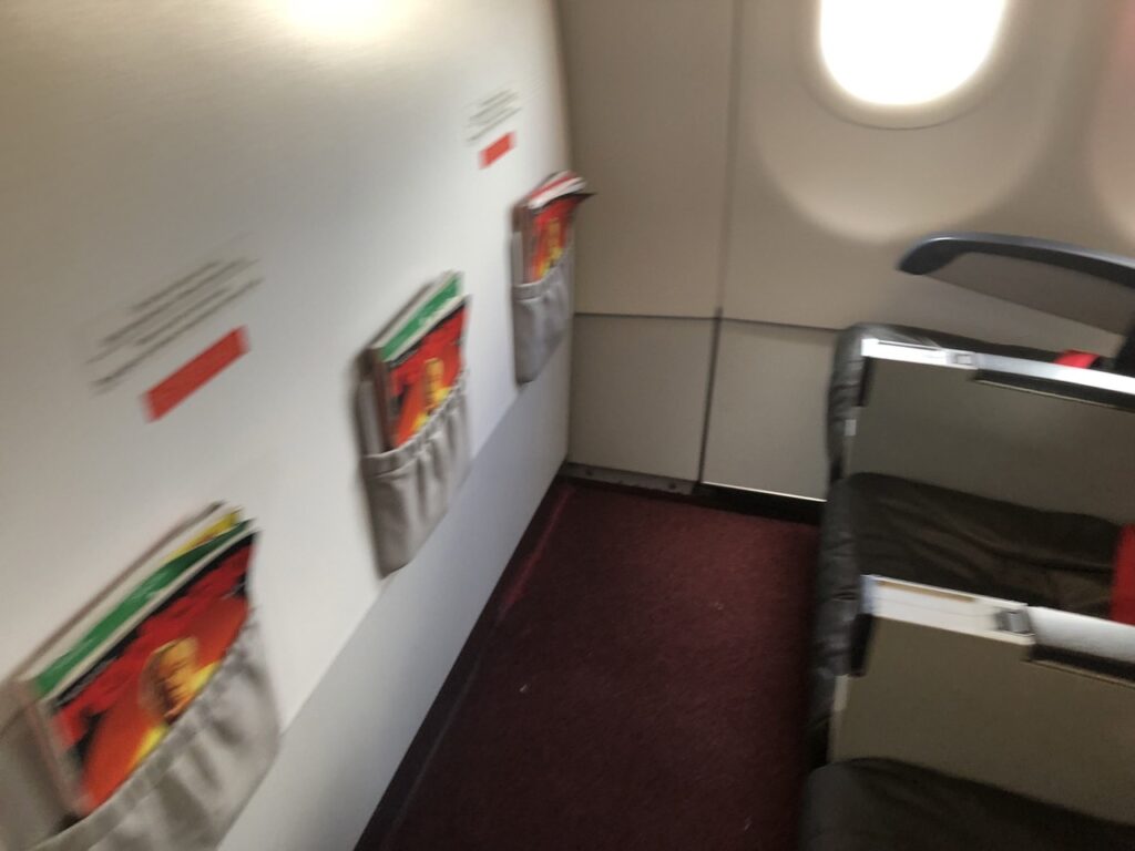 エアアジア（Airasia）機内の様子4